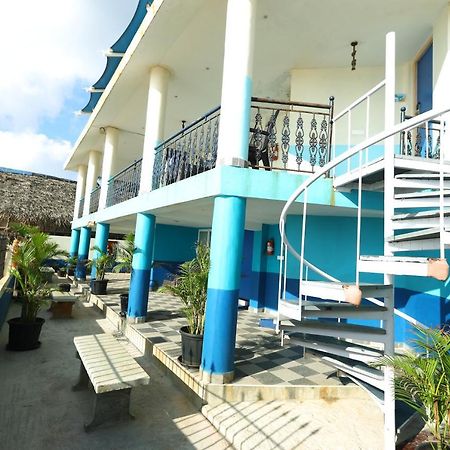 Lamel Cove Beach Resort Puduccseri Kültér fotó