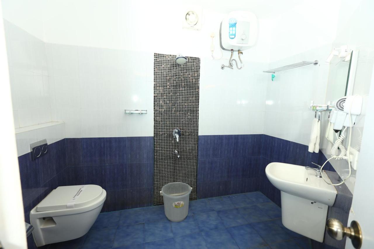 Lamel Cove Beach Resort Puduccseri Kültér fotó