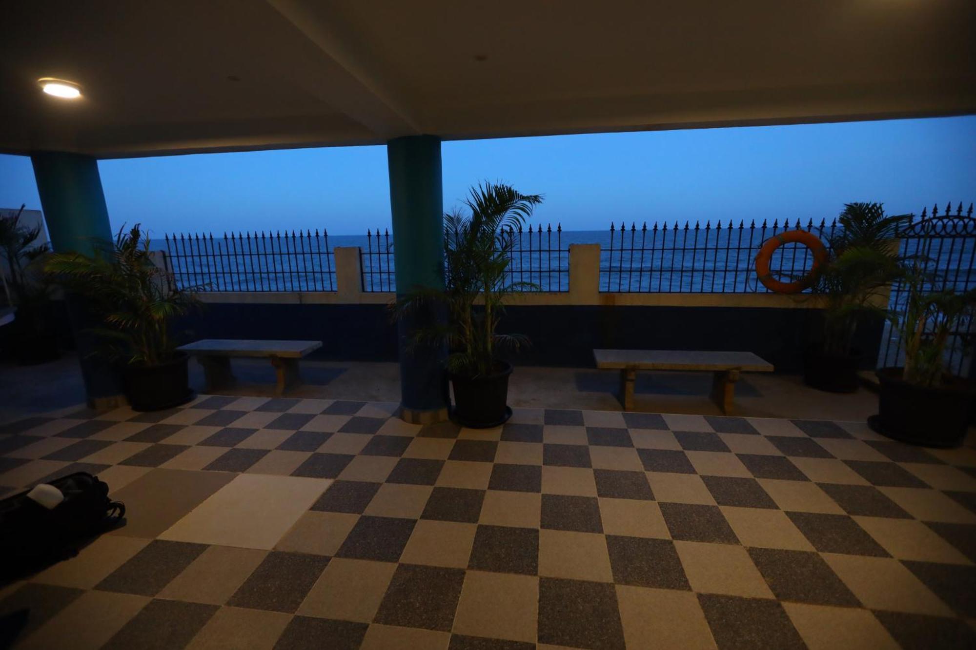 Lamel Cove Beach Resort Puduccseri Kültér fotó